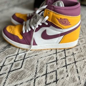 Jordan 1 High Brotherhood Size 12